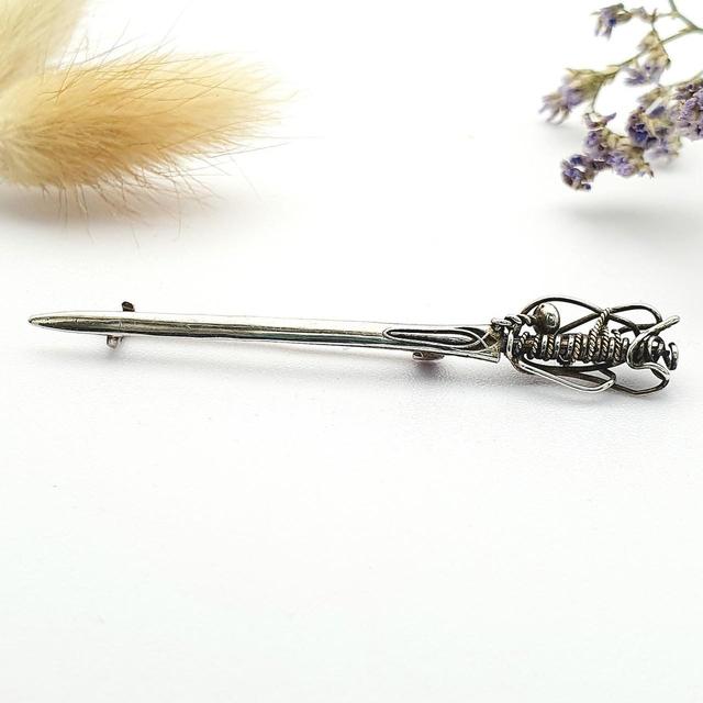 Vintage Women's Brooch - Silver on Productcaster.