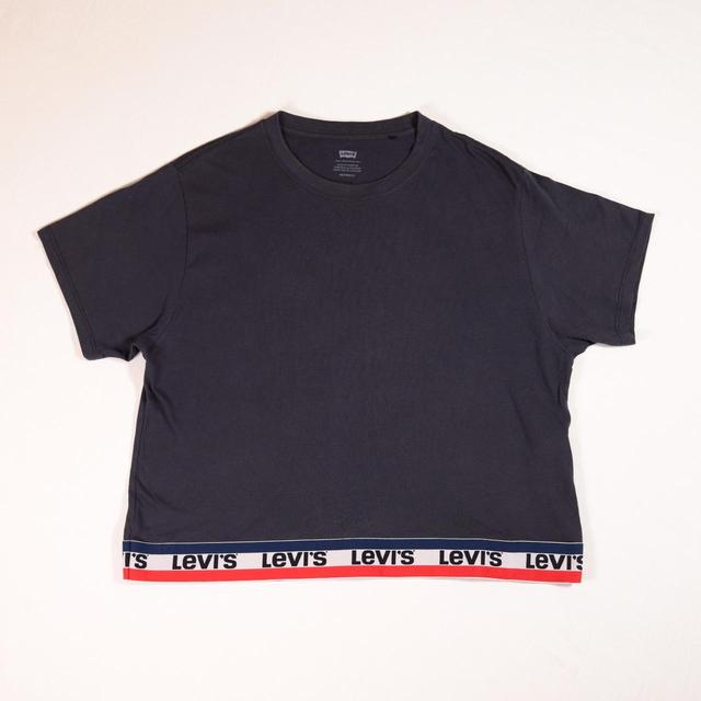 Levi's Women's T-shirt - Black - XS on Productcaster.