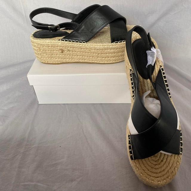 Truffle Collection Women's Espadrilles - Tan - UK 7 on Productcaster.