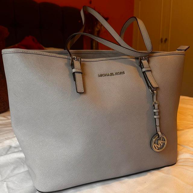 Michael Kors Women's Shoulder bags - Grey/Purple on Productcaster.