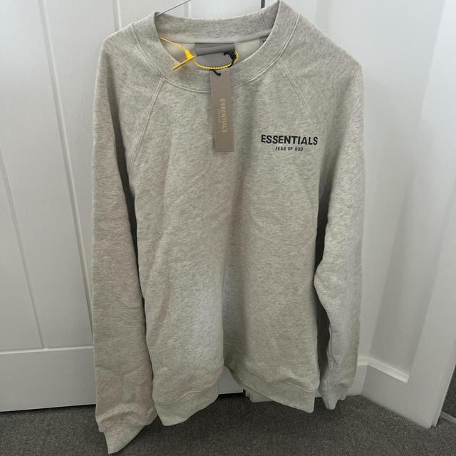 Essentials Men's Sweatshirt - Grey - M on Productcaster.