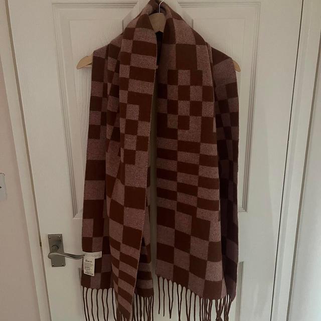 Women's Scarf - Brown/Pink on Productcaster.