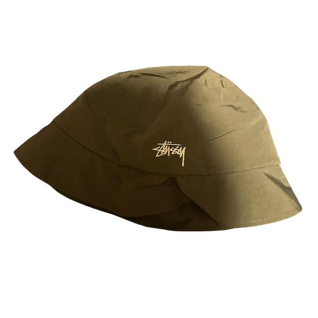 Stüssy Men's Bucket hats - Khaki on Productcaster.