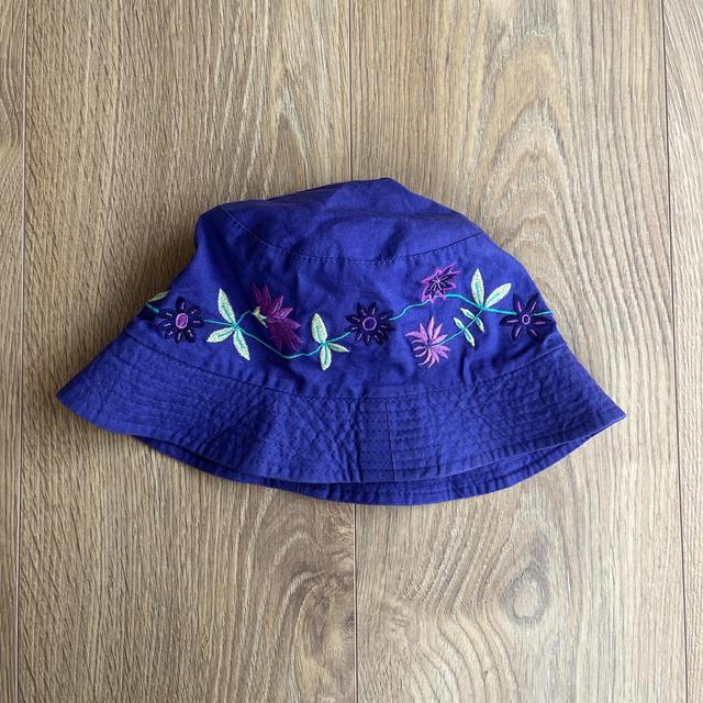 Preloved Women's Bucket hats - Purple on Productcaster.