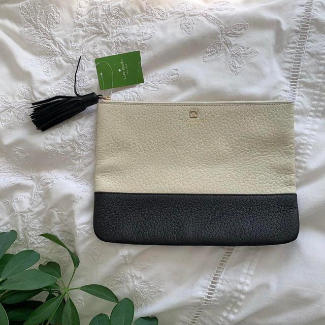 Kate Spade New York Women's Clutch bags - Cream/Black on Productcaster.