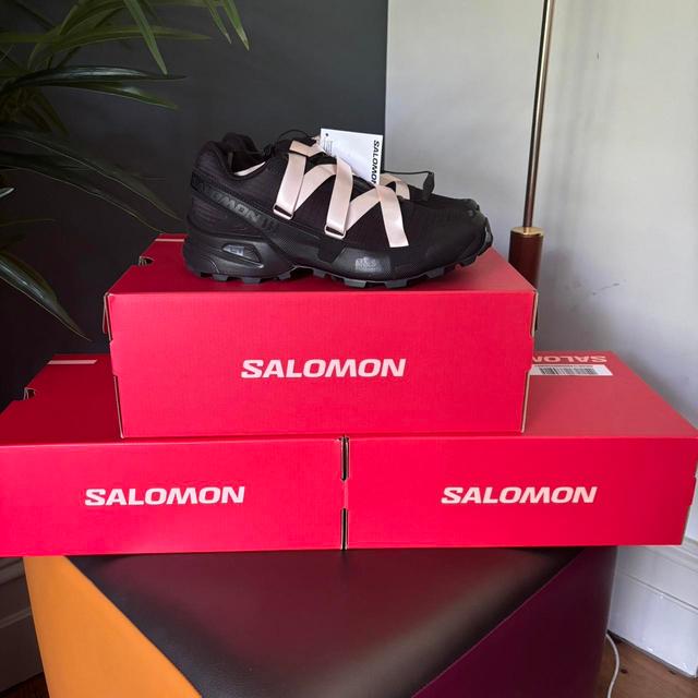 Salomon Men's Trainers - Black/Pink - UK 5 on Productcaster.