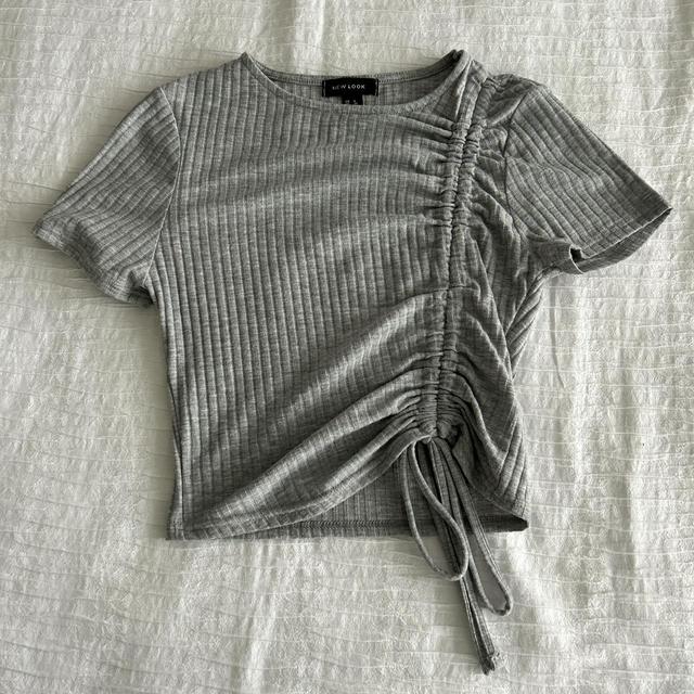 New Look Women's T-shirt - Grey - 8 on Productcaster.