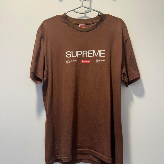 Supreme Men's T-shirt - Brown - M on Productcaster.