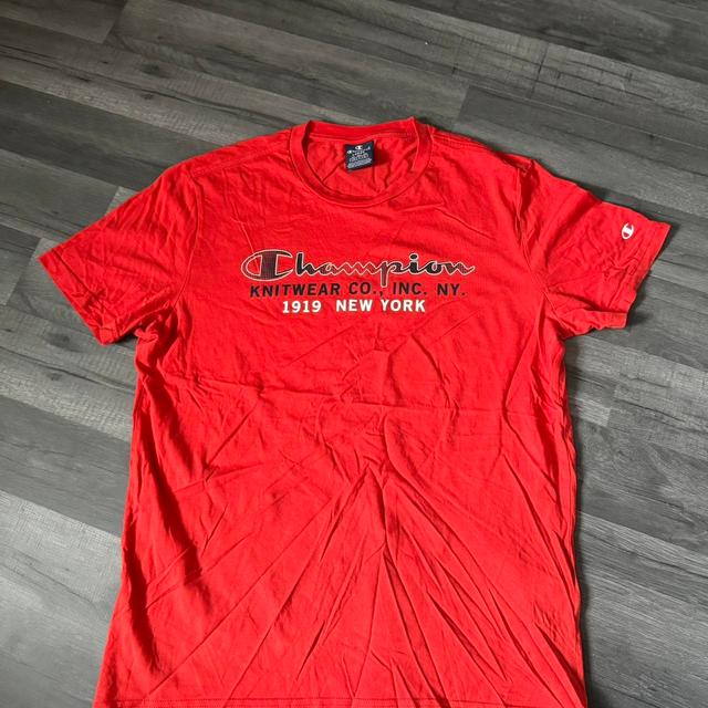 Champion Men's T-shirt - Red - L on Productcaster.