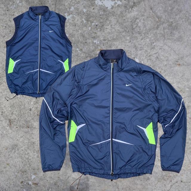 Nike Men's Jacket - Navy/Green - M on Productcaster.