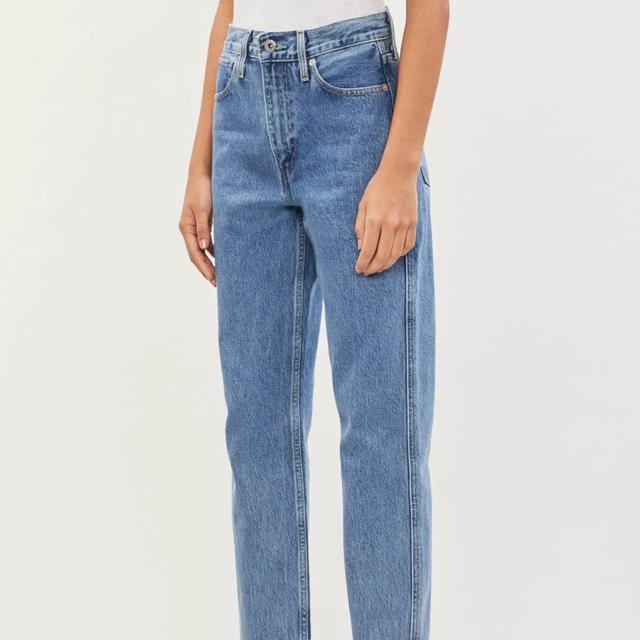 Levi's Women's Jeans - Blue - 26" on Productcaster.