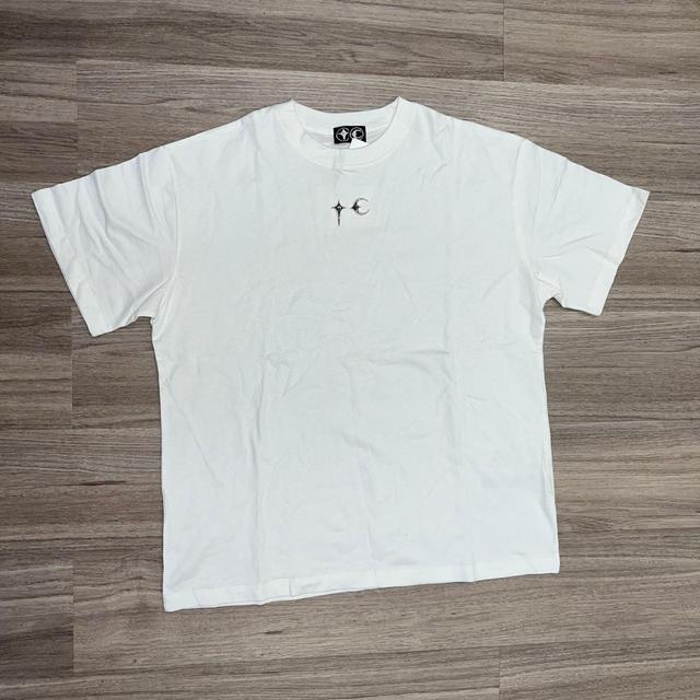 Men's T-shirt - White - M on Productcaster.