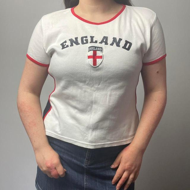 New Look Women's T-shirt - White/Red - 18 on Productcaster.