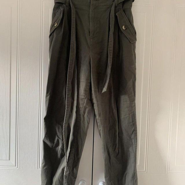 H&M Women's Trousers - Green - S on Productcaster.