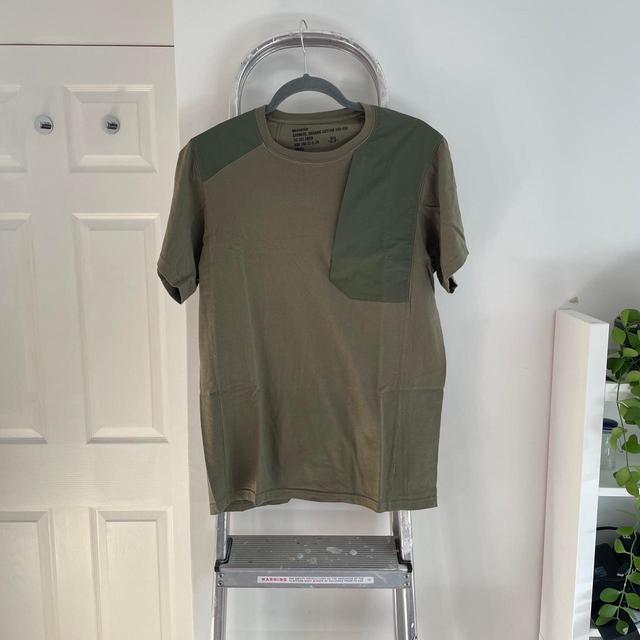 Maharishi Men's T-shirt - Khaki/Green - S on Productcaster.