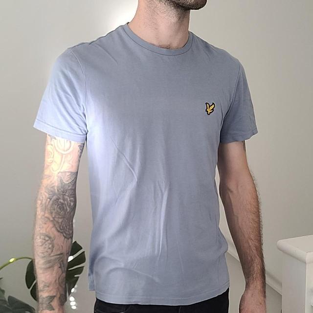 Lyle & Scott Men's T-shirt - Blue - S on Productcaster.