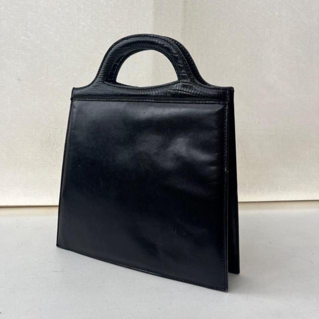 Carvela Women's Tote bags - Black on Productcaster.