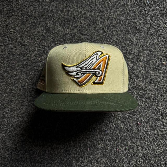 Angels Men's Caps - Cream/Multi on Productcaster.