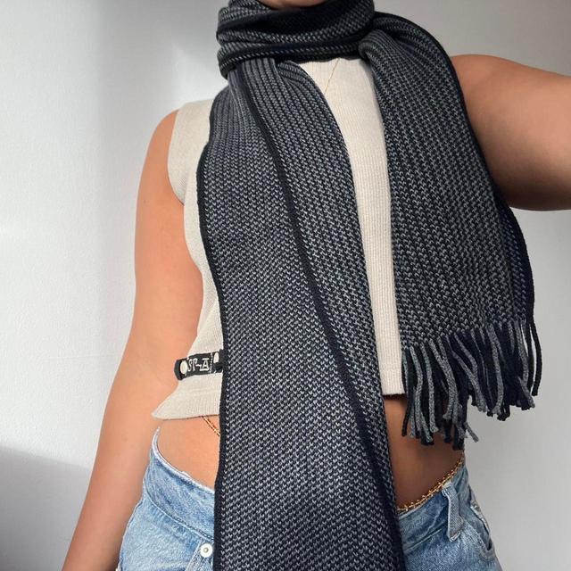 H&M Men's Scarf - Black/Grey on Productcaster.