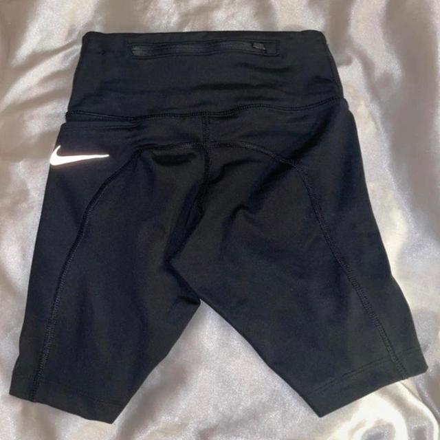 Nike Women's Shorts - Black - XXS on Productcaster.