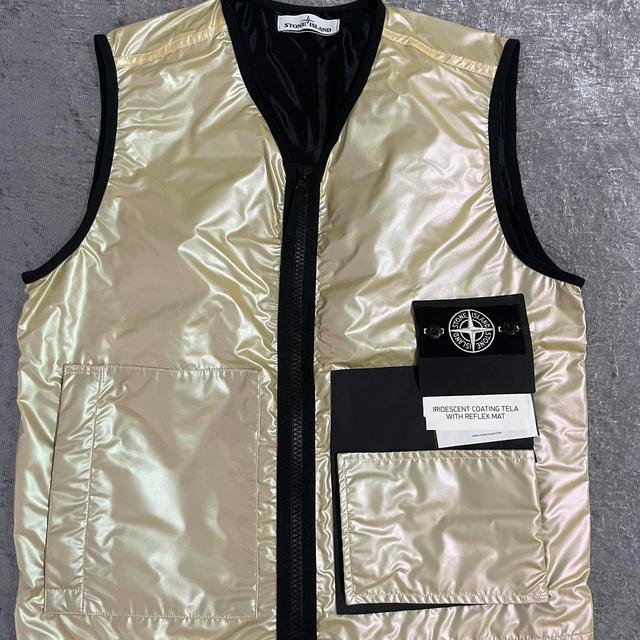 Stone Island Men's Gilet - Gold/Black - M on Productcaster.