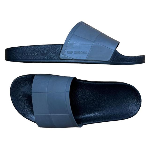 Adidas Men's Sandals - Grey/Black - UK 8 on Productcaster.