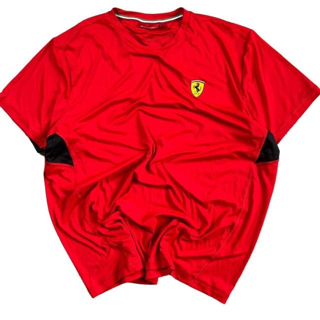 Ferrari Men's T-shirt - Red/Black - XXL on Productcaster.