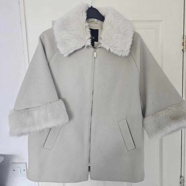 River Island Women's Coat - Cream - UK 12 on Productcaster.