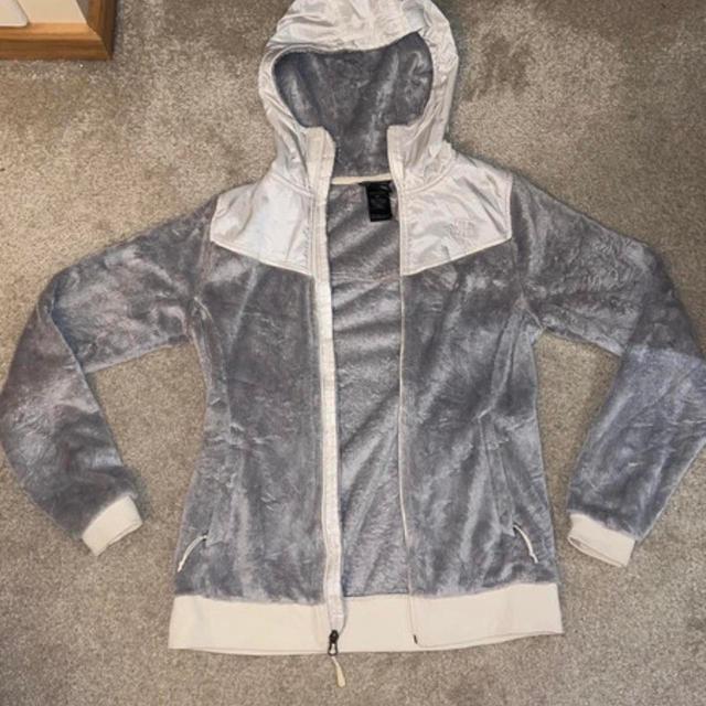 The North Face Women's Jacket - Grey - S on Productcaster.