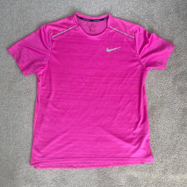 Nike Men's T-shirt - Pink - L on Productcaster.