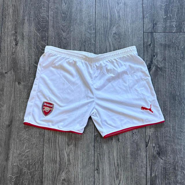 Arsenal F.C. Kids' Shorts - White/Red - One size on Productcaster.