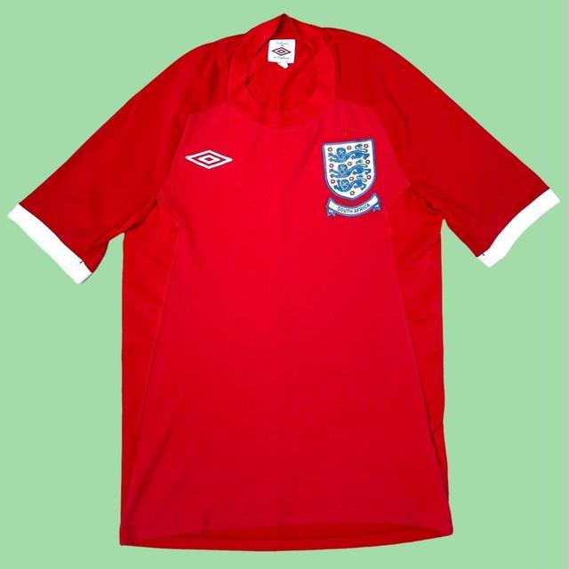 Umbro Men's T-shirt - Red - S on Productcaster.