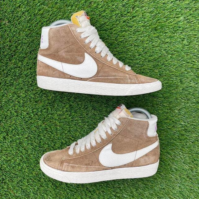 Nike Women's Trainers - Brown/White - UK 3 on Productcaster.