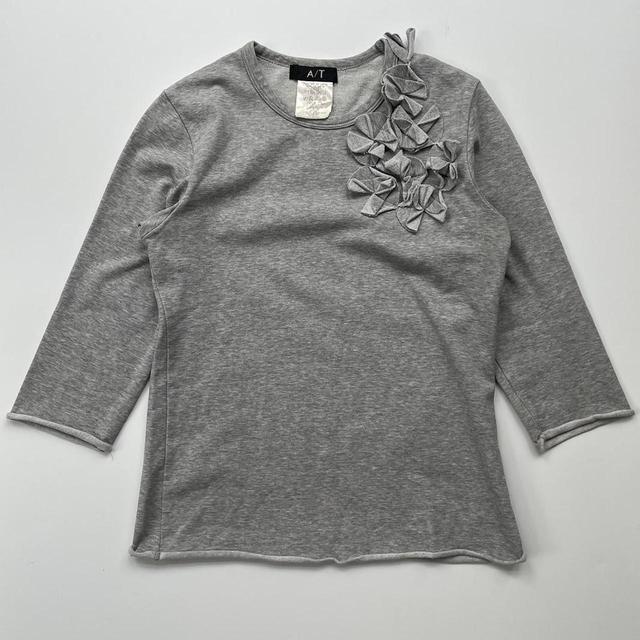 Atsuro Tayama Women's T-shirt - Grey - M on Productcaster.