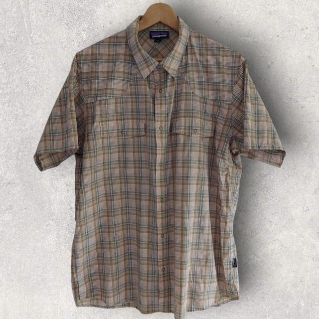 Patagonia Men's Shirt - Brown/Pink - L on Productcaster.