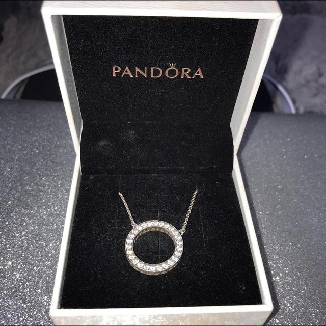 PANDORA Women's Necklace - Silver on Productcaster.