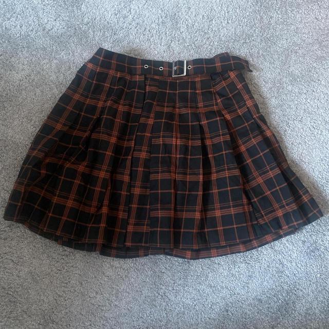 H&M Women's Skirt - Orange/Black - UK 8 on Productcaster.