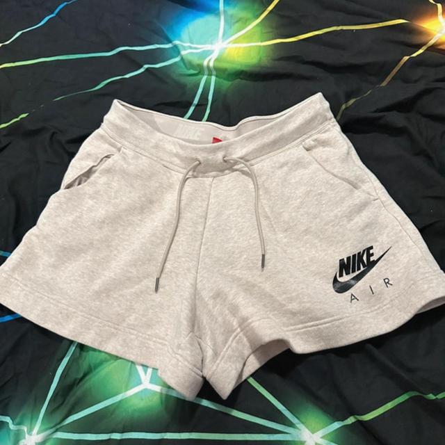 Nike Men's Shorts - Grey - L on Productcaster.