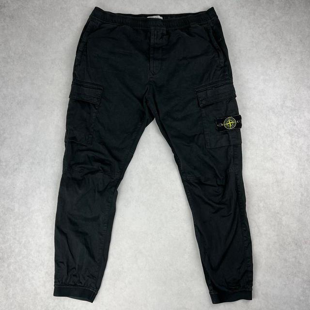 Stone Island Men's Trousers - Black - 36" on Productcaster.