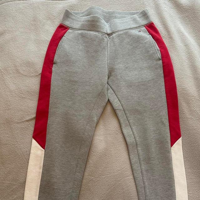 Tommy Hilfiger Women's Sweatpants - Grey - XS on Productcaster.