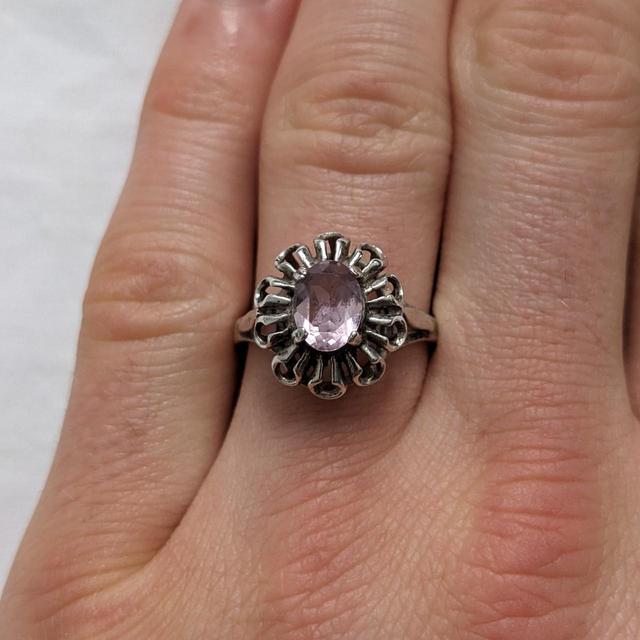 Vintage Women's Ring - Silver on Productcaster.