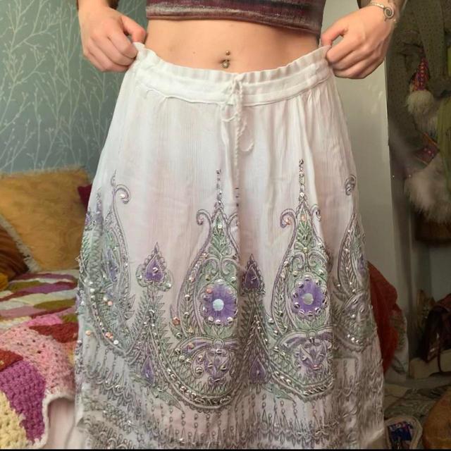 Vintage Women's Skirt - White/Multi - M on Productcaster.