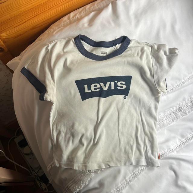 Levi's Women's Crop top - White/Blue - 8 on Productcaster.