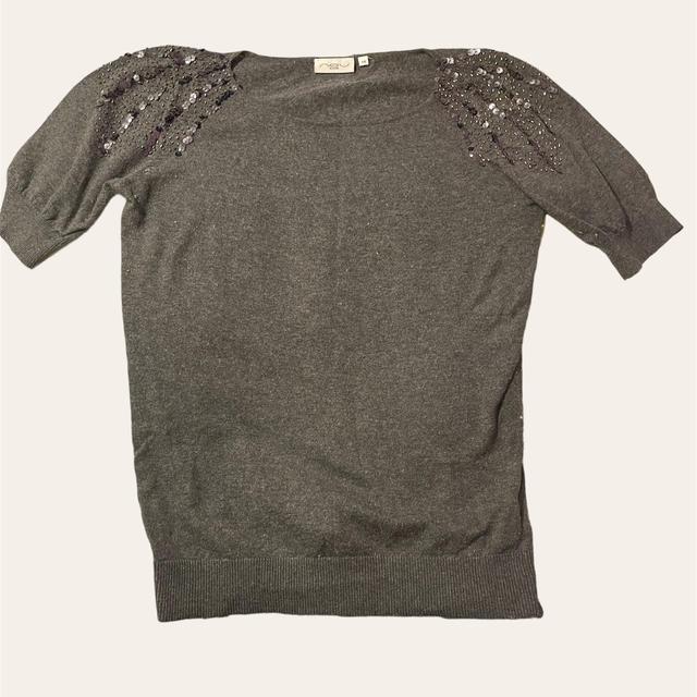 New Look Women's T-shirt - Grey - 14 on Productcaster.