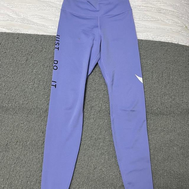 Nike Women's Leggings - Purple - S on Productcaster.