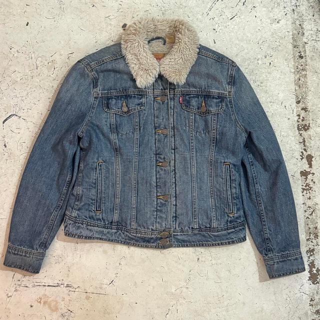 Levi's Men's Bomber Jacket - Blue - M on Productcaster.