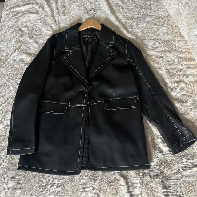 Urban Outfitters Women's Blazer Jacket - Black - M on Productcaster.