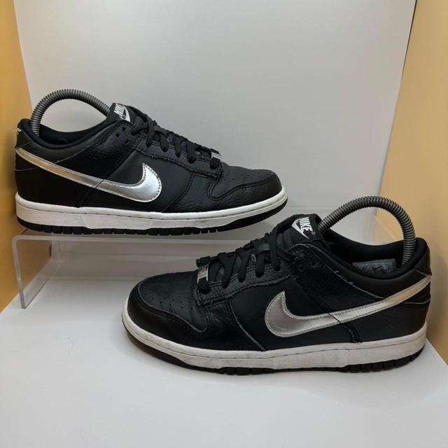 Nike Women's Trainers - Black - UK 5.5 on Productcaster.