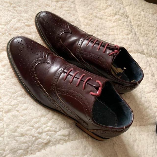 Men's Brogues - Burgundy - UK 11 on Productcaster.