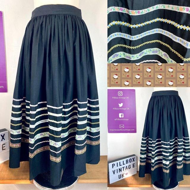 Vintage Women's Skirt - Multi - UK 10 on Productcaster.